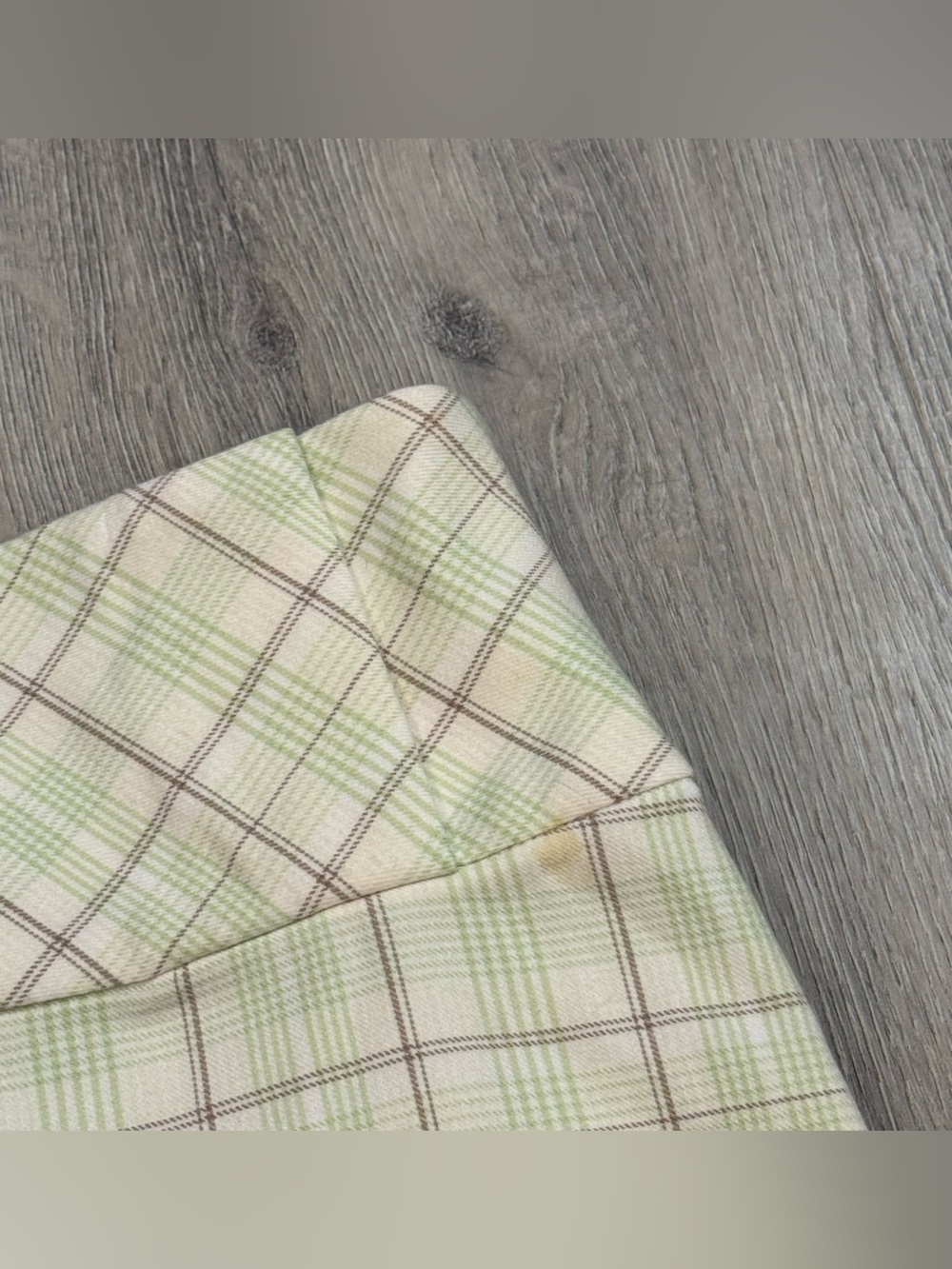 Aritzia Sunday Best Sundeh Pastel Green & Cream Plaid Mini Skirt - Picture 6 of 6